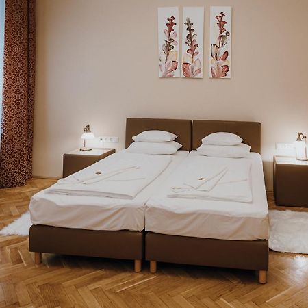 Dozsa Apartman Segedyn Zewnętrze zdjęcie