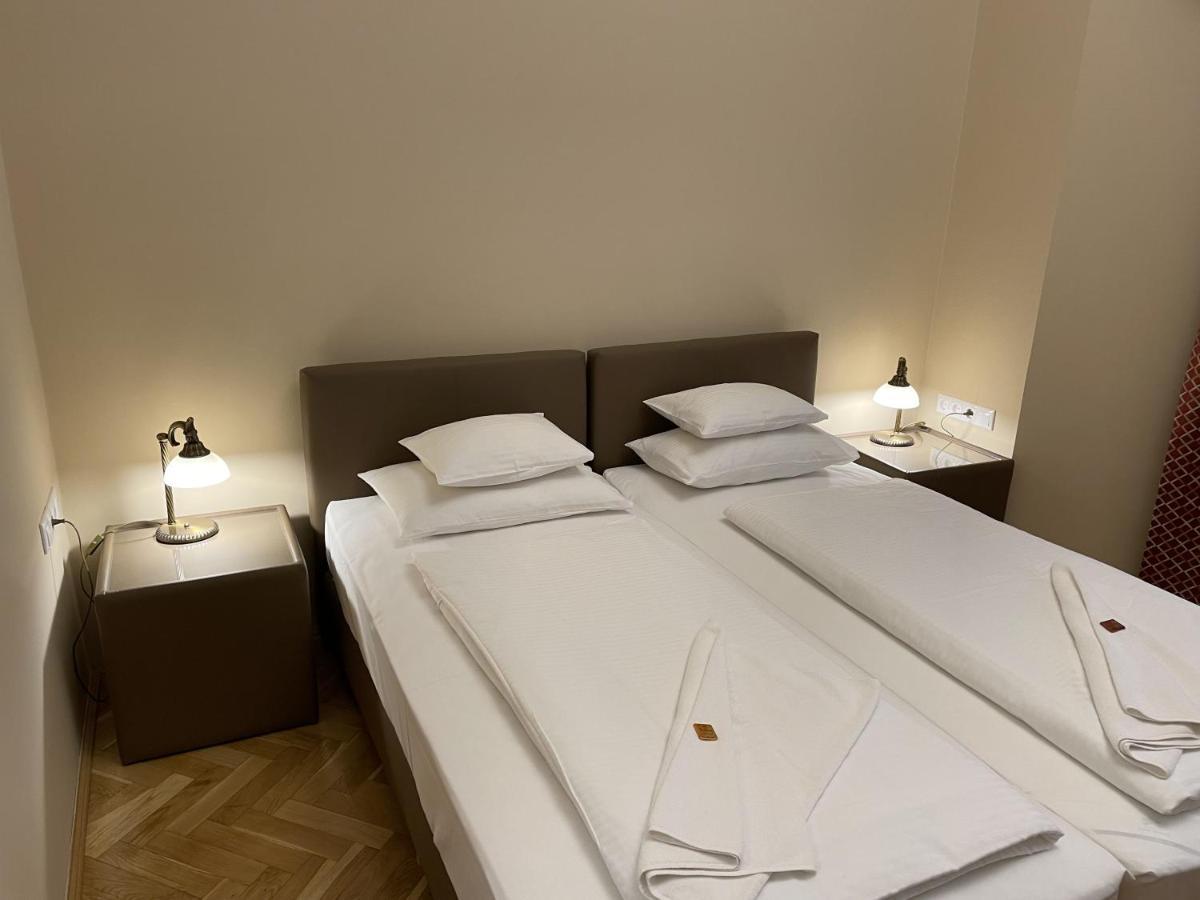 Dozsa Apartman Segedyn Zewnętrze zdjęcie