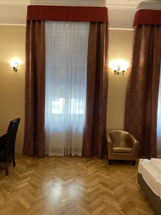 Dozsa Apartman Segedyn Zewnętrze zdjęcie