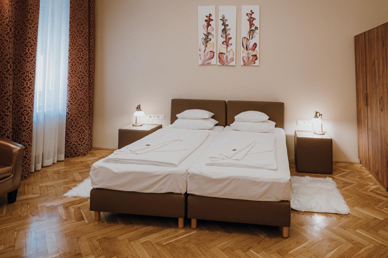 Dozsa Apartman Segedyn Zewnętrze zdjęcie