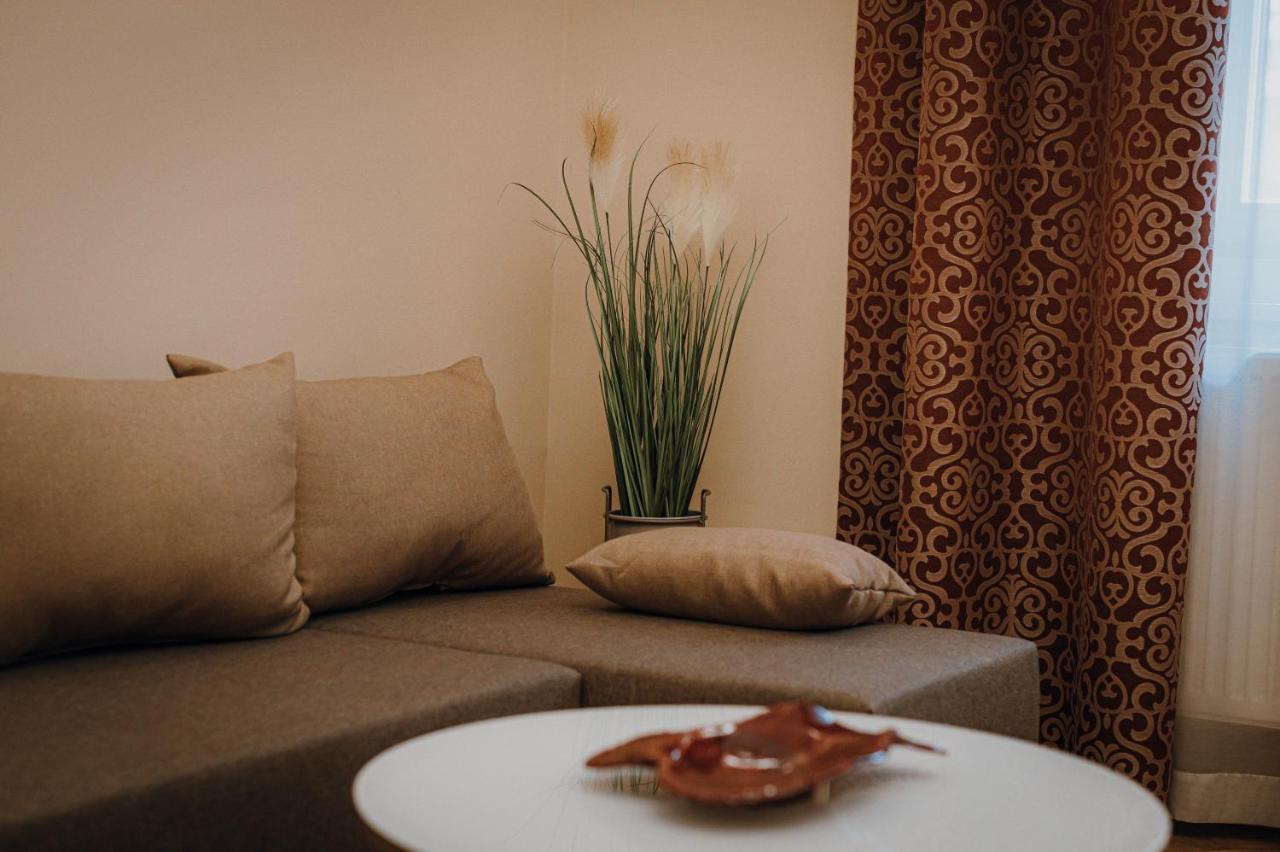 Dozsa Apartman Segedyn Zewnętrze zdjęcie