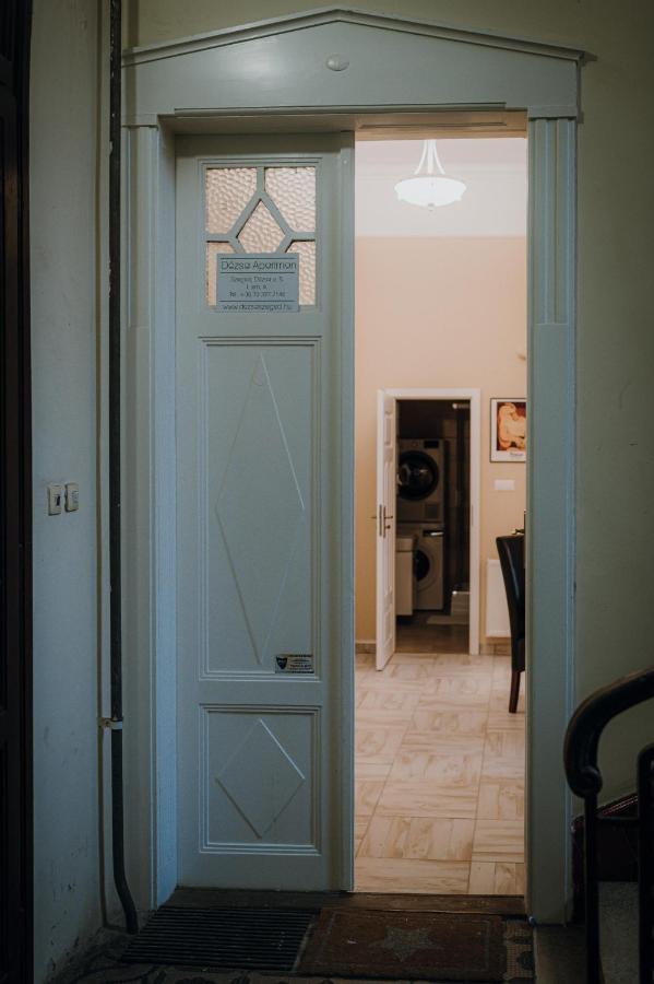Dozsa Apartman Segedyn Zewnętrze zdjęcie