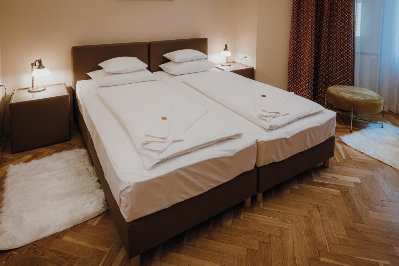 Dozsa Apartman Segedyn Zewnętrze zdjęcie